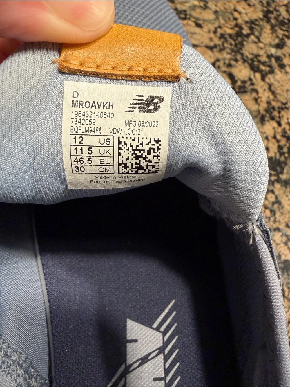 New Balance Men's Blue Gray Knit Athletic Sneakers